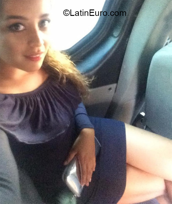 Date this nice looking Mexico girl SummerRoberts from Mexico City MX1880