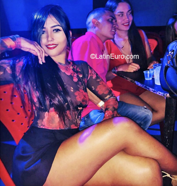Date this fun Colombia girl Stefanie from Cali CO27997