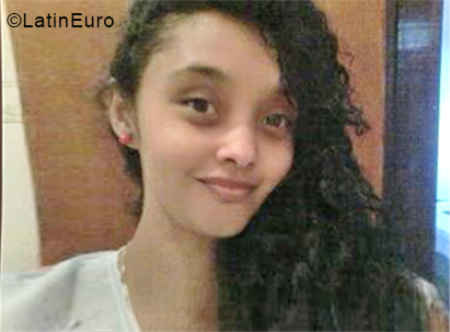 Date this lovely Brazil girl Vanessa from Cabaceira do Paraguacu BR11210