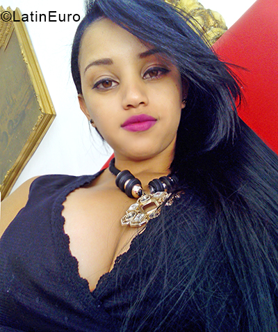 Date this exotic Dominican Republic girl Alana from Santo Domingo DO38641