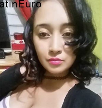 Date this good-looking Dominican Republic girl Denis from Santo Domingo DO38647