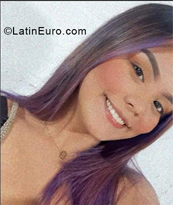 Date this attractive Colombia girl Fabiola adarmes from Pereira CO28382