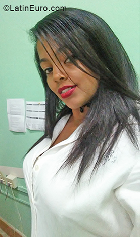Date this charming Cuba girl Rachel from Havana CU720