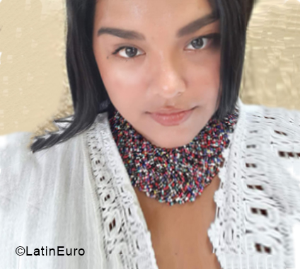 Date this pretty El Salvador girl Beatriz from San Salvador SV125