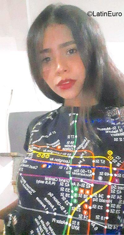 Date this voluptuous Venezuela girl Jorgelis from Maracaibo VE3491