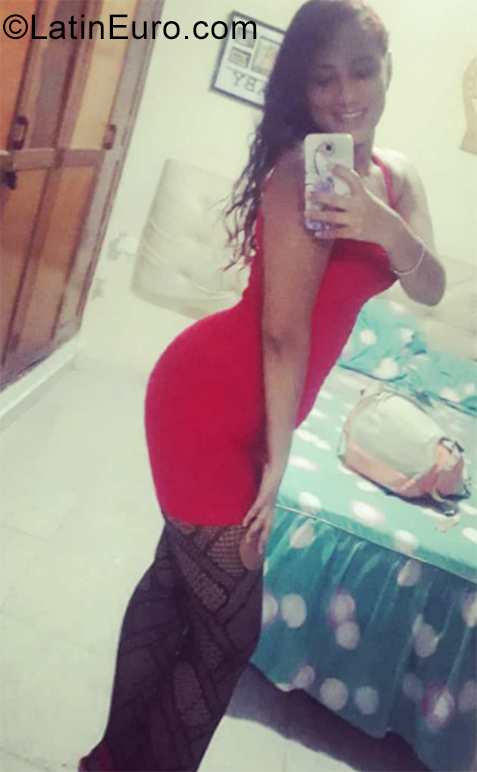 Date this fun Colombia girl Yuliana from Cartagena CO28683