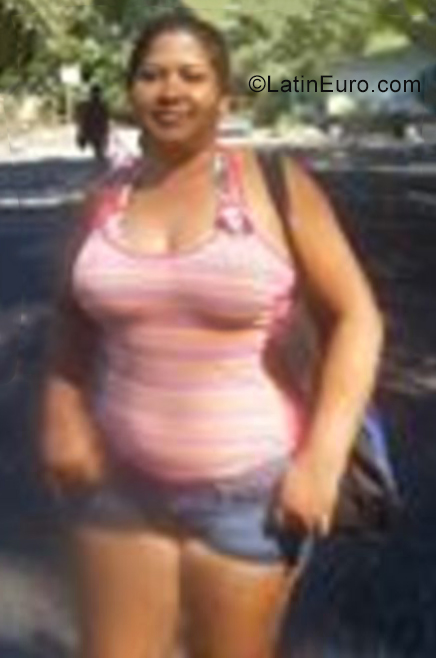 Date this hot Venezuela girl Yeila from Los Pijiguaos VE3545