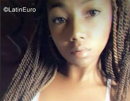 Date this funny Dominican Republic girl Karely from San Pedro de Macoris DO39041