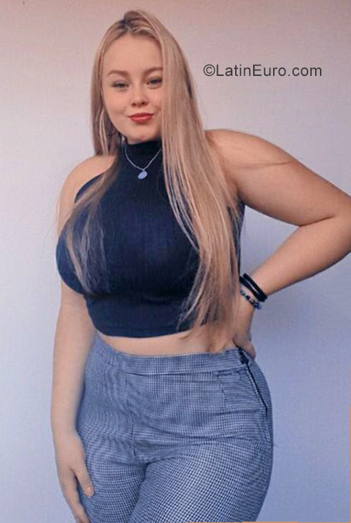 Date this good-looking Costa Rica girl Jimena from San Jose CR468