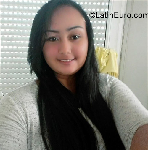 Date this charming Colombia girl Estefana from Santa Marta CO29164