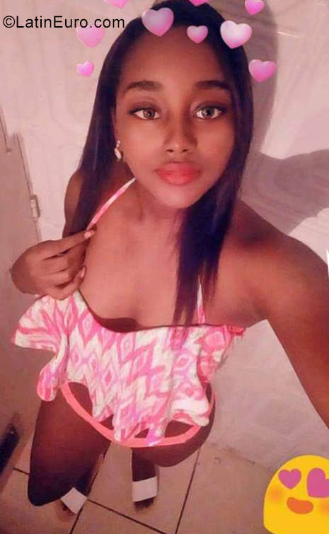 Date this delightful Chile girl Dayana from Santiago CL249