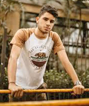 Date this delightful United States man Carlos from Miami US21121