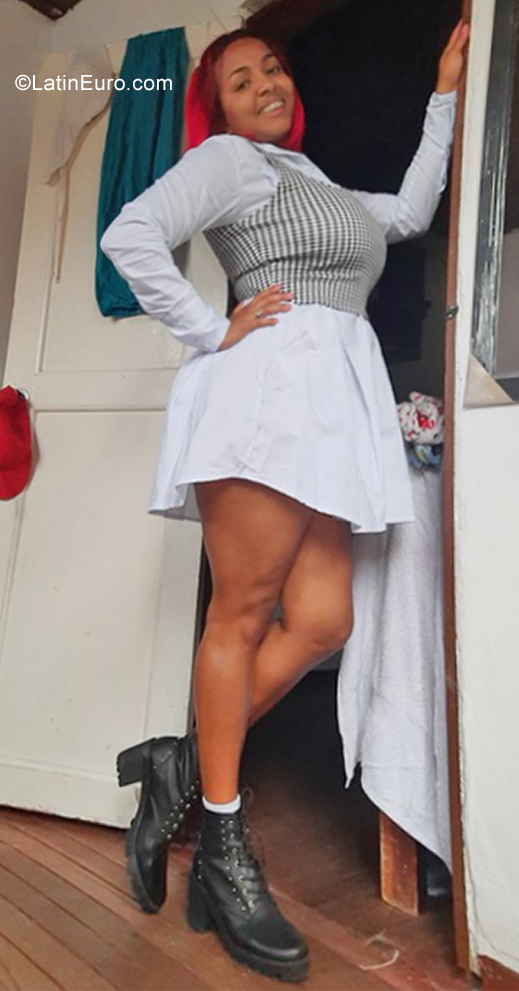 Date this sensual Colombia girl Pamela from Bogota CO29462