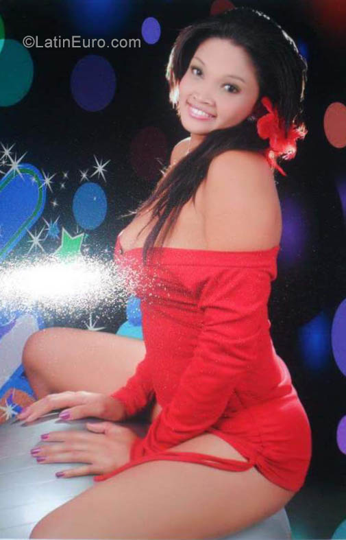 Date this good-looking Colombia girl Marcy from Cartagena CO29905