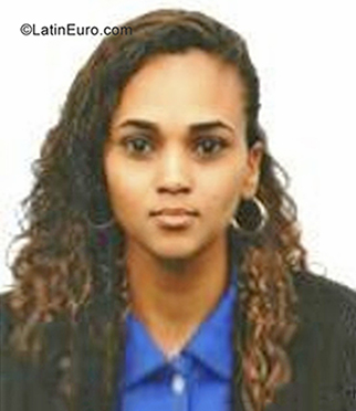 Date this athletic Dominican Republic girl Danna from Santo Domingo DO39652