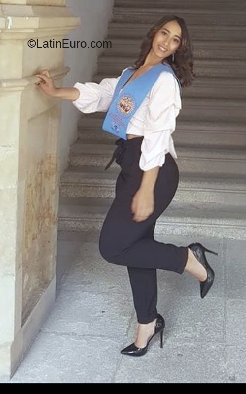 Date this lovely Dominican Republic girl Jenny from La Vega DO39669