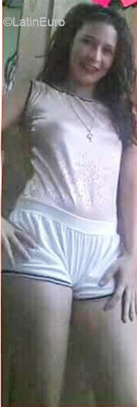 Date this athletic Ecuador girl Dacmarys from Guayaquil EC786