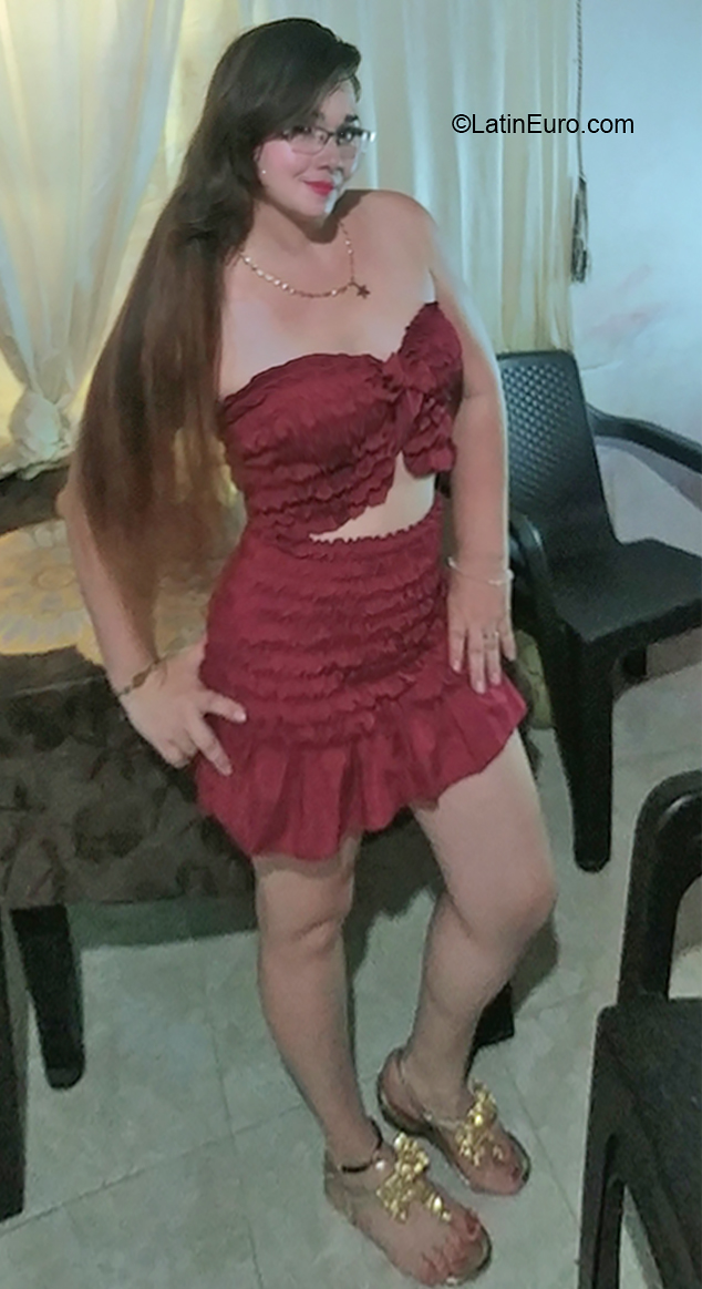 Date this funny Colombia girl Luz from Valledupar CO30023