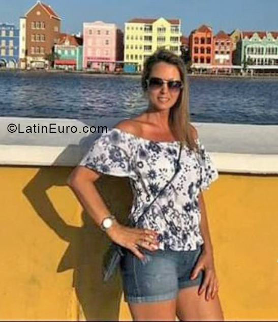 Date this good-looking Colombia girl Patricia from Cali CO30210