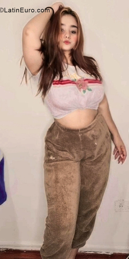 Date this foxy Chile girl Ceiymar from Santiago CL269