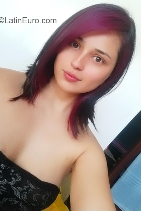 Date this stunning Colombia girl Katherine from Barrancabermeja CO30244