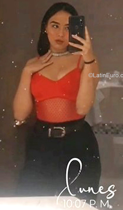 Date this foxy Colombia girl Sofia from Bogotá CO30276