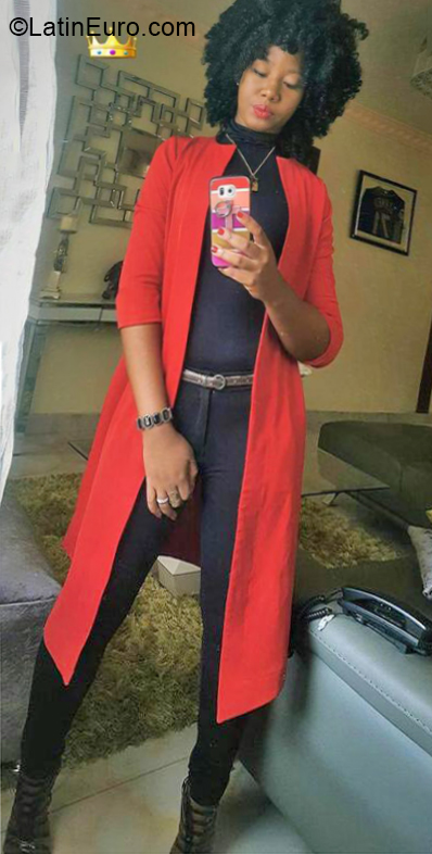 Date this fun Dominican Republic girl Shaida from Santo Domingo DO39863