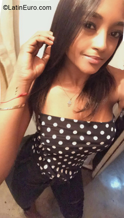 Date this funny Costa Rica man Juan from Santo Domingo DO39884