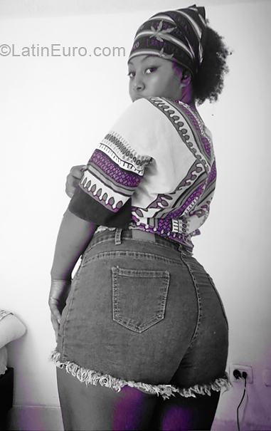 Date this passionate Colombia girl Zaudia from Girar d ot CO30417