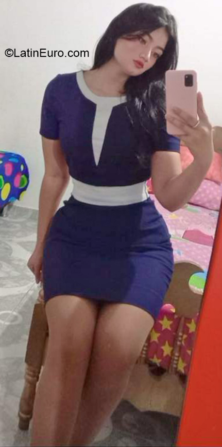 Date this exotic Colombia girl Thalia from Cucuta CO30515