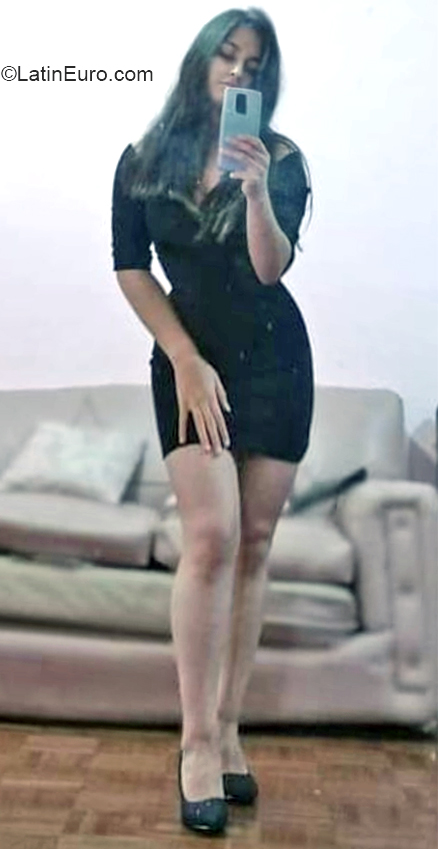 Date this gorgeous Ecuador girl Laura from Quito EC858