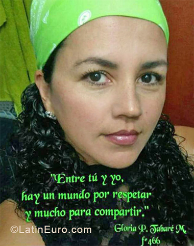 Date this young Colombia girl Gloria from Medellin CO30614