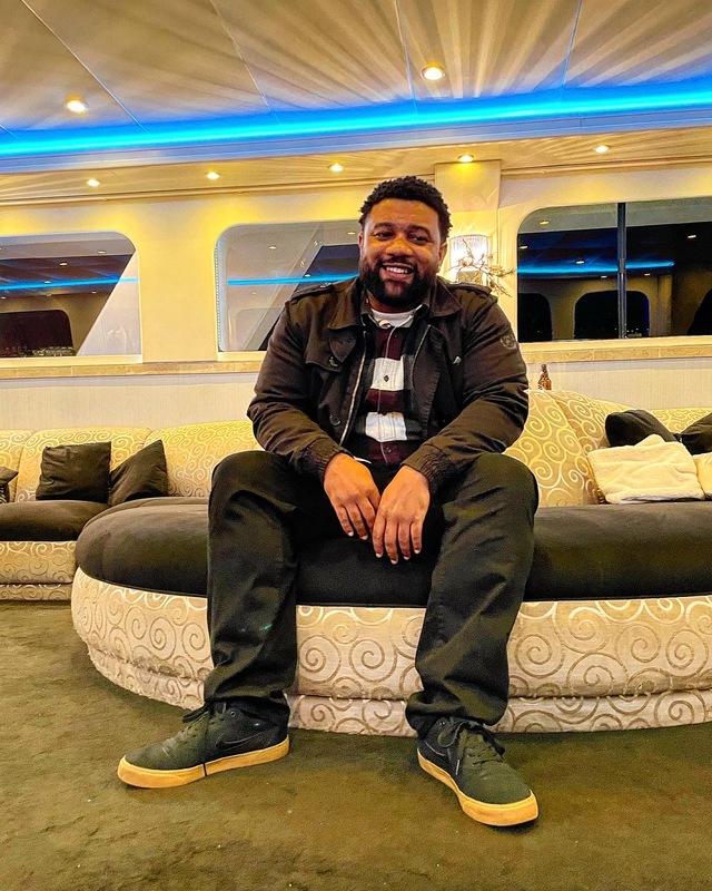 Date this young United States man Erik from Los Angeles US21407