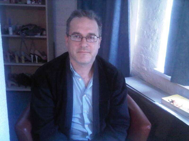 Date this gorgeous Belgium man Interpreter from Gent BE142