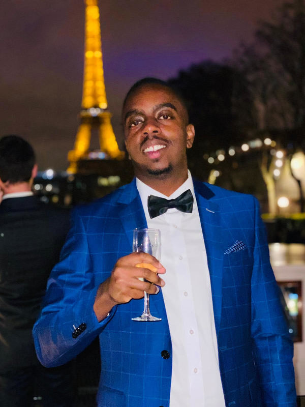 Date this exotic France man Kenny from Paris FR333