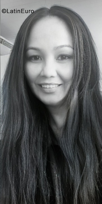 Date this gorgeous Brazil girl Leone from Santarem BR11485