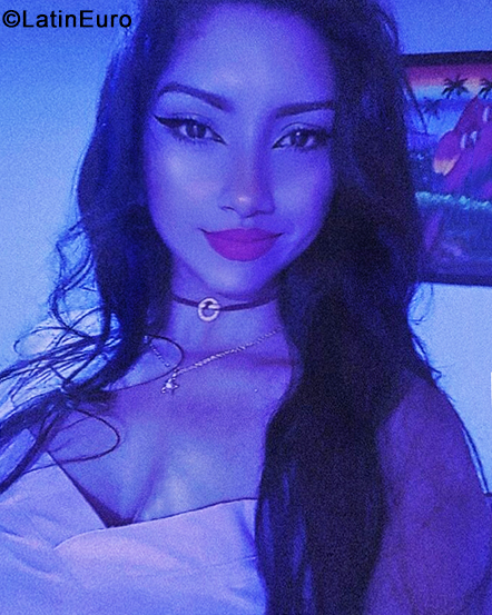 Date this young Colombia girl Gabriela from Barranquilla CO33464
