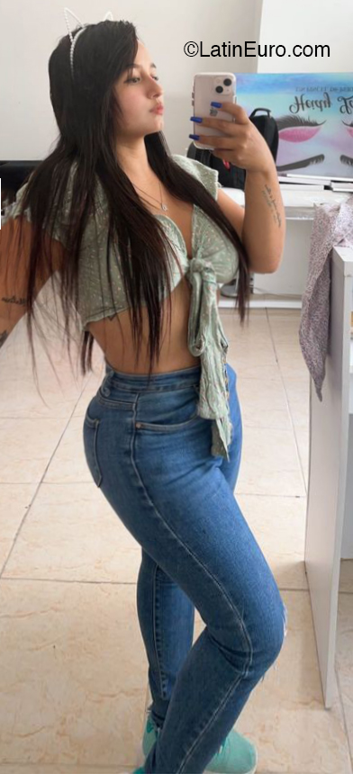 Date this beautiful Colombia girl Heidy from Cali CO31487