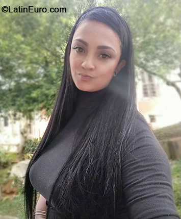Date this cute Colombia girl KAREN from Medellin CO30982