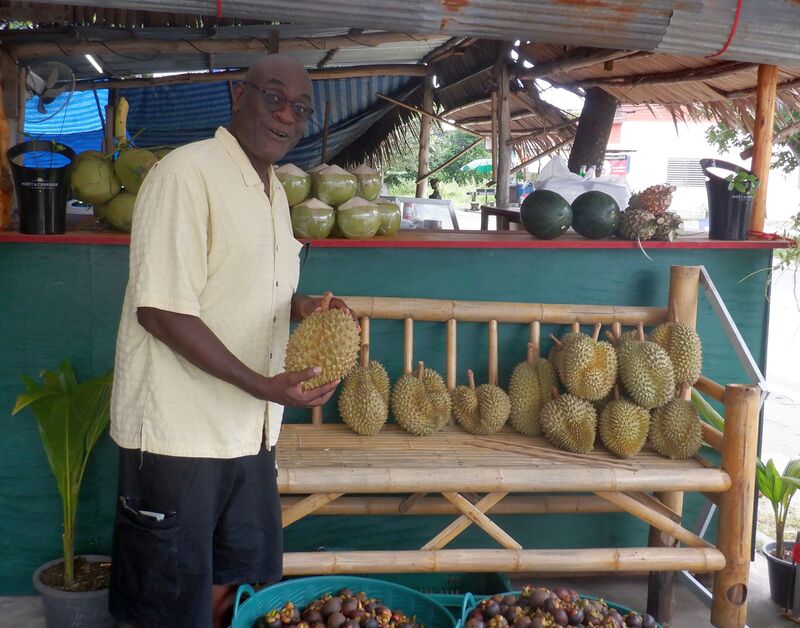 Date this voluptuous United States man PM from Miami US21471