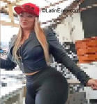 voluptuous Colombia girl Yessenia from Cali CO30996