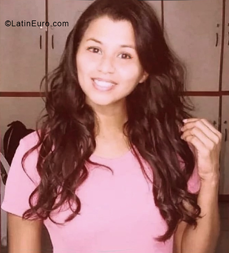 Date this gorgeous Brazil girl Karla from Recife BR11519