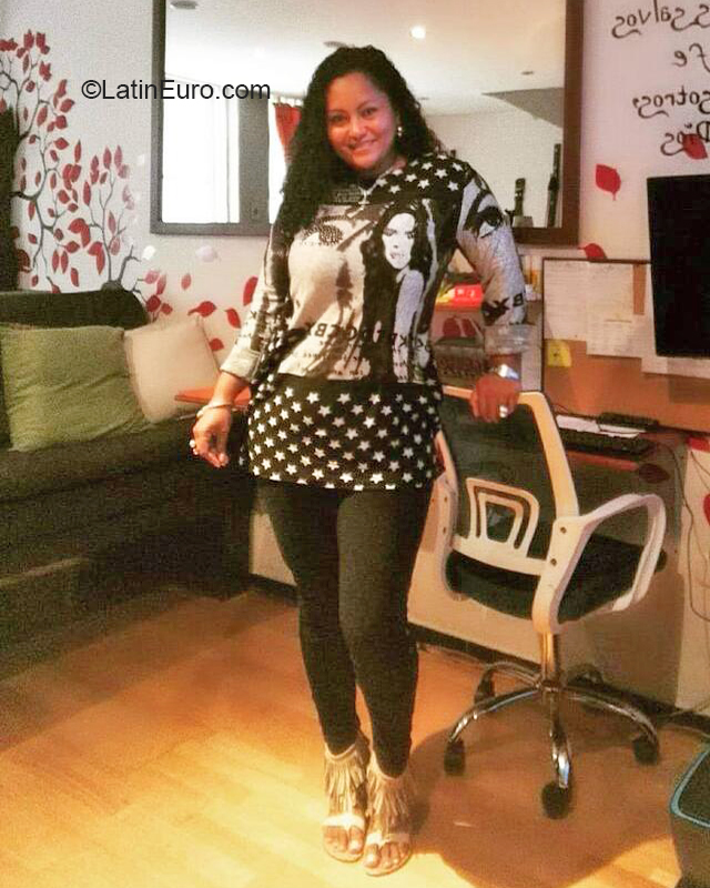 Date this gorgeous Colombia girl Leydy from Tumaco CO31047