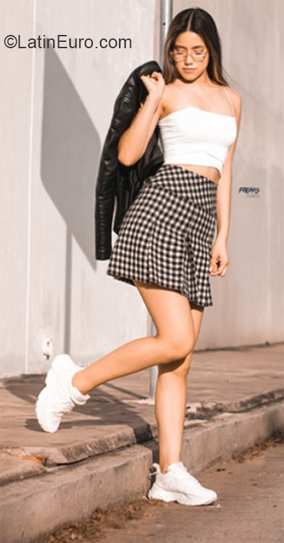 Date this fun Bolivia girl Beatriz from Santa Cruz BO132