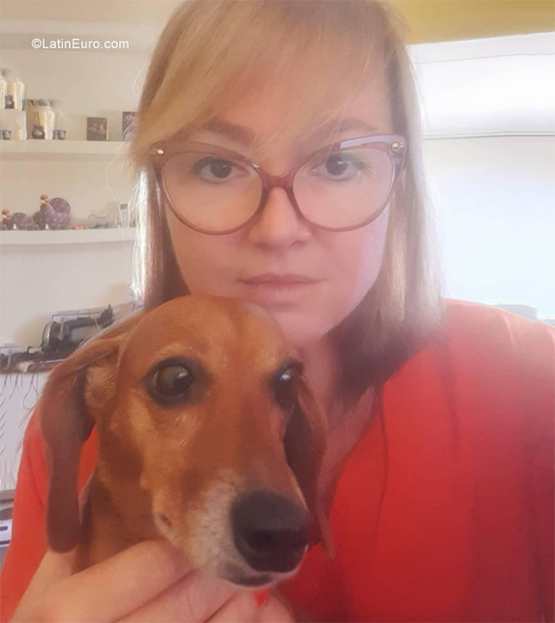 Date this tall Brazil girl Lenia from Porto Alegre BR11542