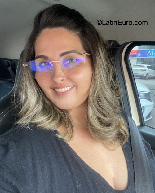 Date this sultry Brazil girl Luciana from Imperatriz BR11579