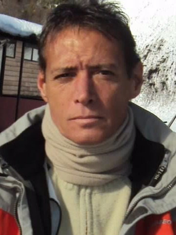Date this sensual Argentina man Claudio from Buenos Aires AR828