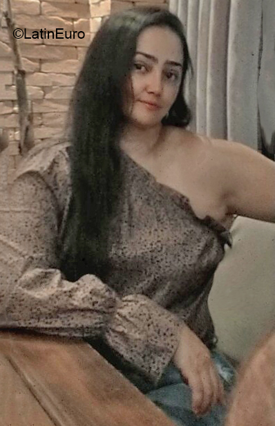 Date this good-looking Brazil girl Christine from Belo Horizonte BR11616