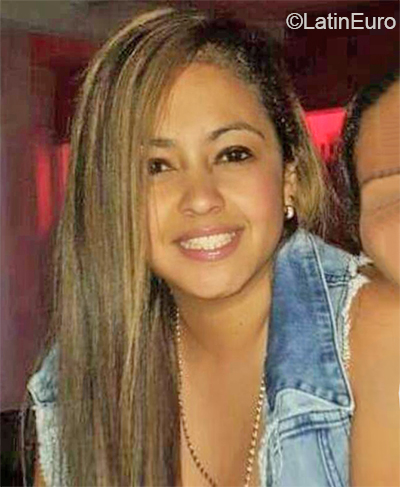 Date this pretty Colombia girl Mara from Cali CO31268