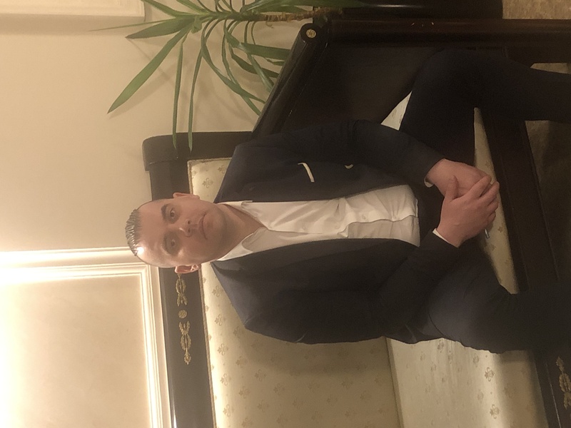 Date this delightful United States man Igor from Low Angeles US21629